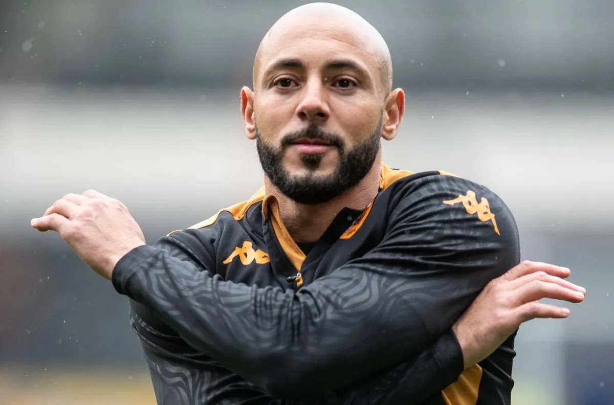Nordin Amrabat signe à Utrecht, retour en Europe à 39 ans