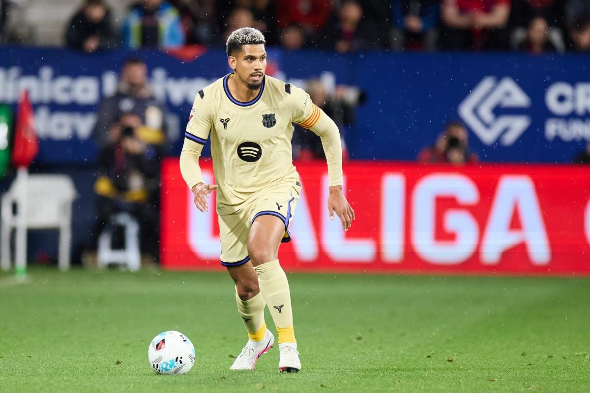Mercato : Araujo officiellement prêté par le Barça à Liverpool
