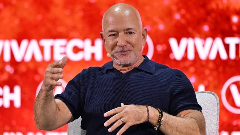 Jeff Bezos proche d'entrer au capital de Liverpool