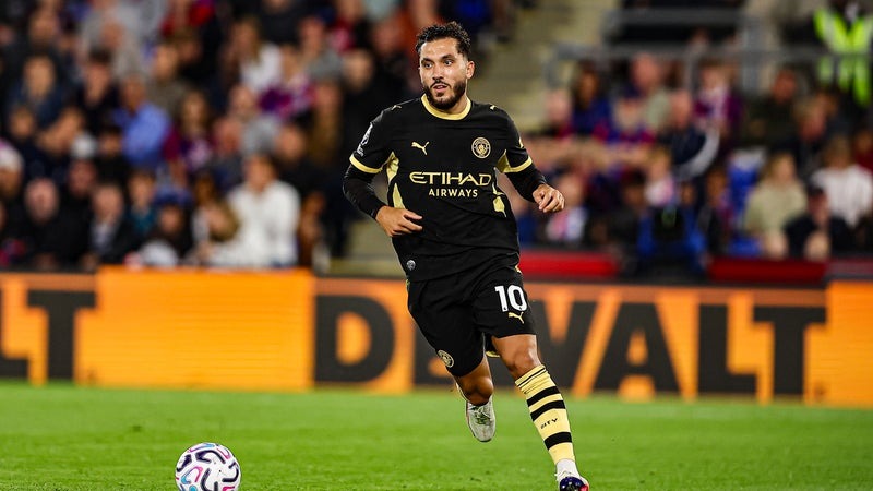 Rayan Cherki éblouit l'Angleterre avec Manchester City