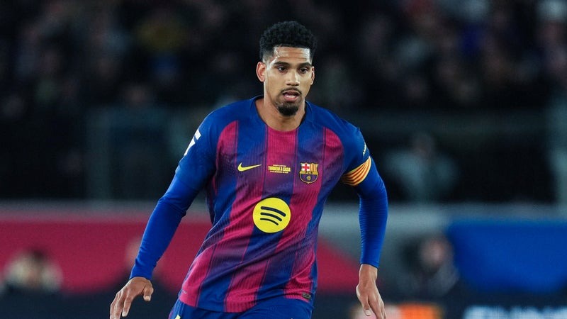 Mercato : Araujo quitte le Barça pour Liverpool en prêt