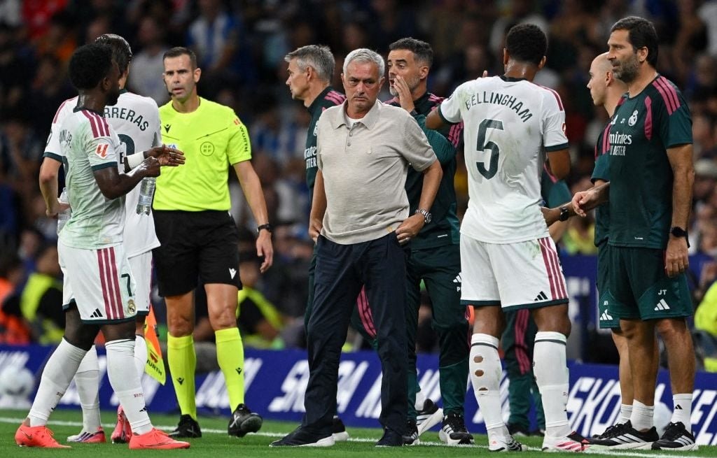 Retour de Mourinho : le Real s'impose mais inquiète