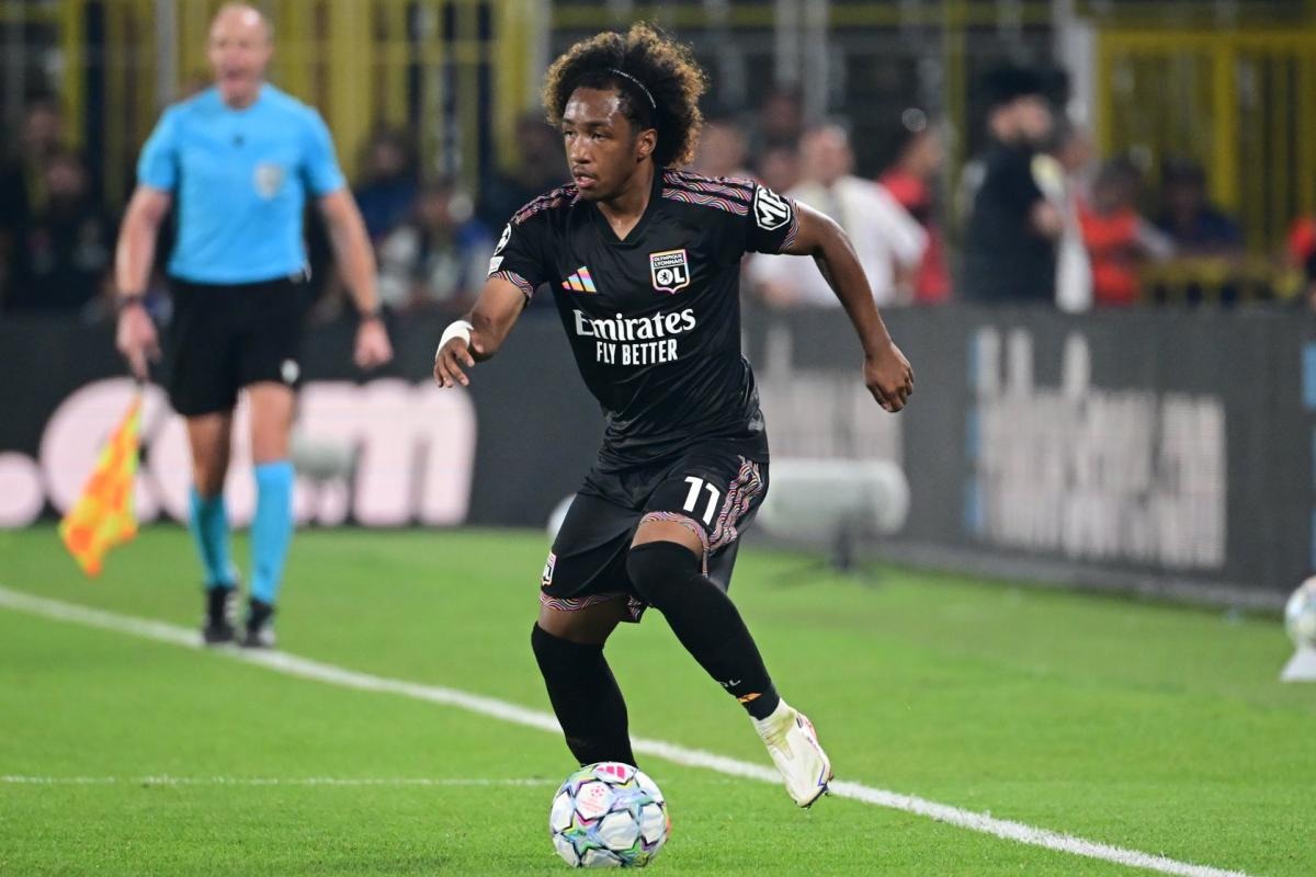 OL met son mercato des départs en stand-by avant Fenerbahçe