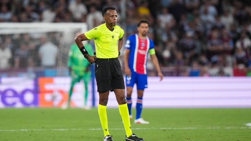 Supercoupe d'Europe : l'arbitre Omar Artan remercie l'UEFA