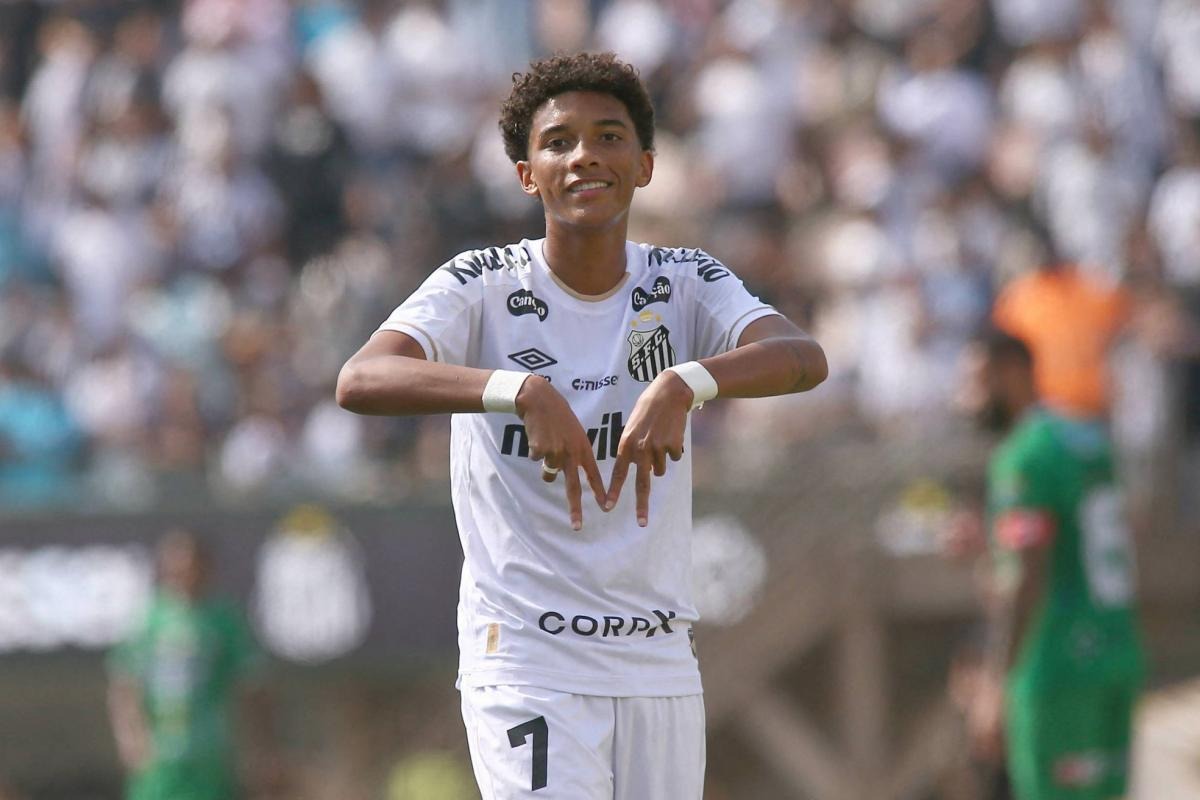 Robinho Junior débarque à Genoa en provenance de Santos