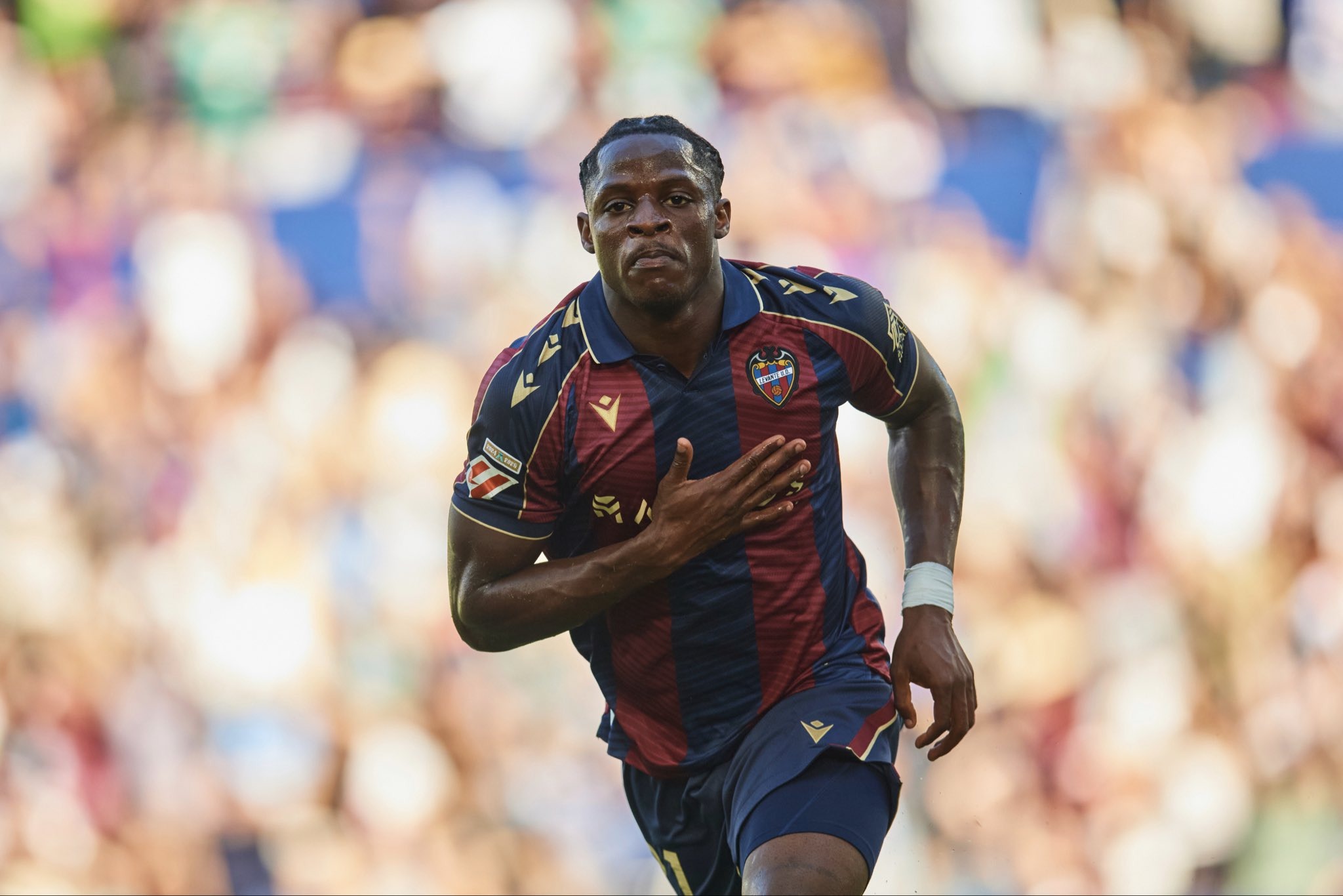 Mercato : Sunderland passe à l'action pour Etta Eyong