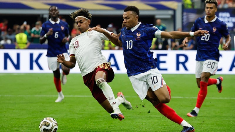 Ballon d'Or 2026 : Yamal et Mbappé, meilleurs du monde
